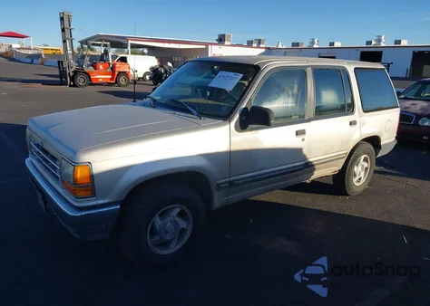 1992 Ford Explorer из США, поврежденный, VIN 1FMDU34X9NUC34115